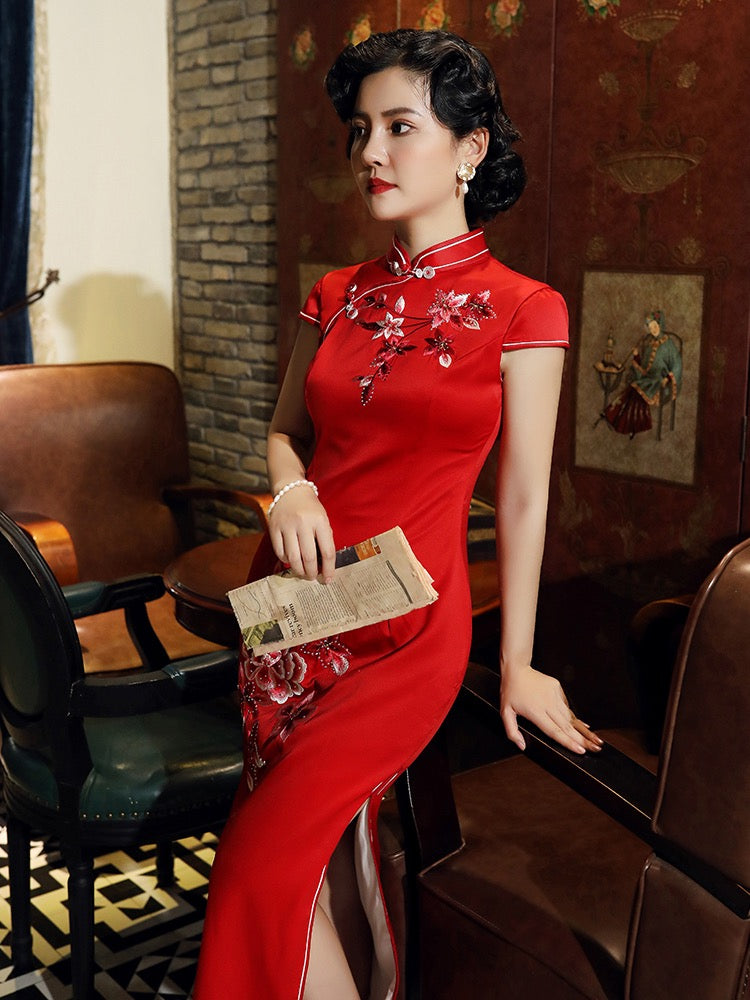 Red Traditional Chinese Prom Dresses Cheongsam Women